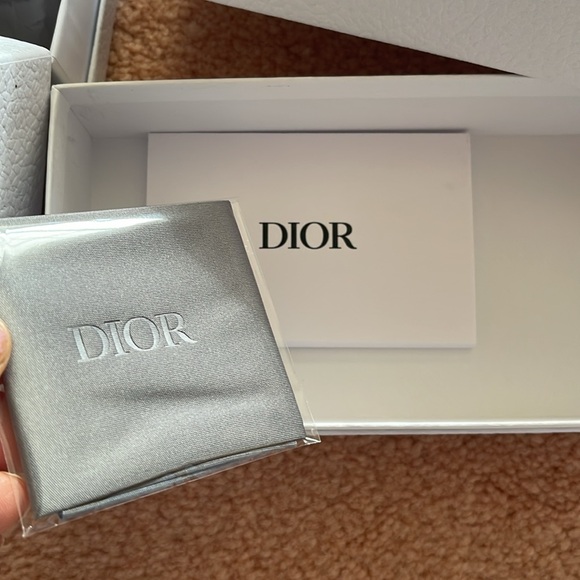 DIOR boxes one with case and one without - Picture 13 of 16